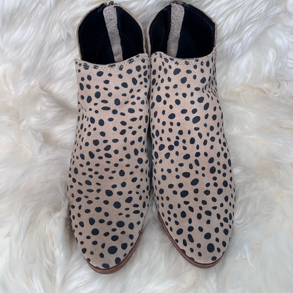 DV by Dolce Vit Booties - Picture 2 of 5